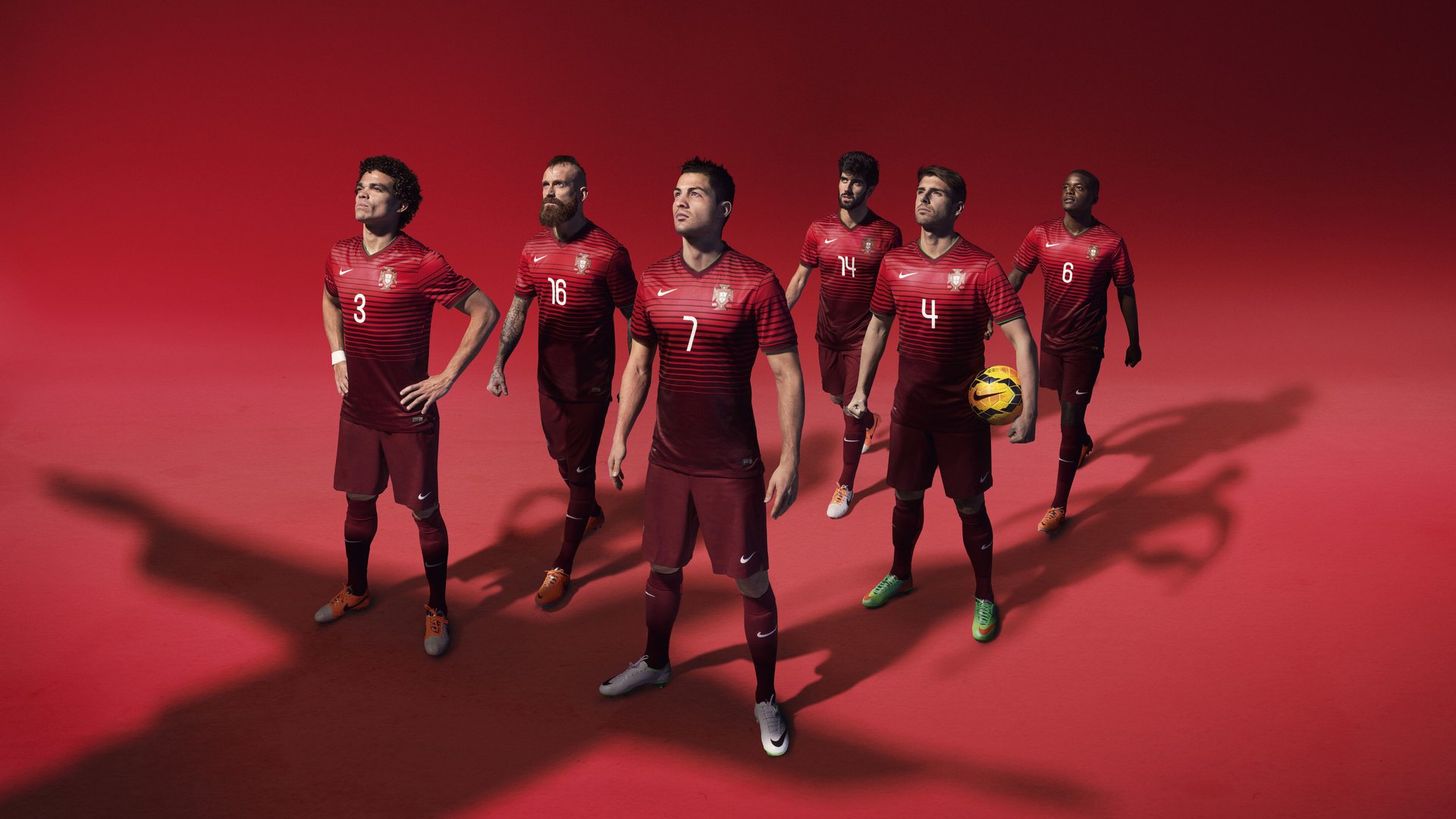 五大联赛是否将中场强度训练作为节奏稳定核心,五大联赛节奏最快