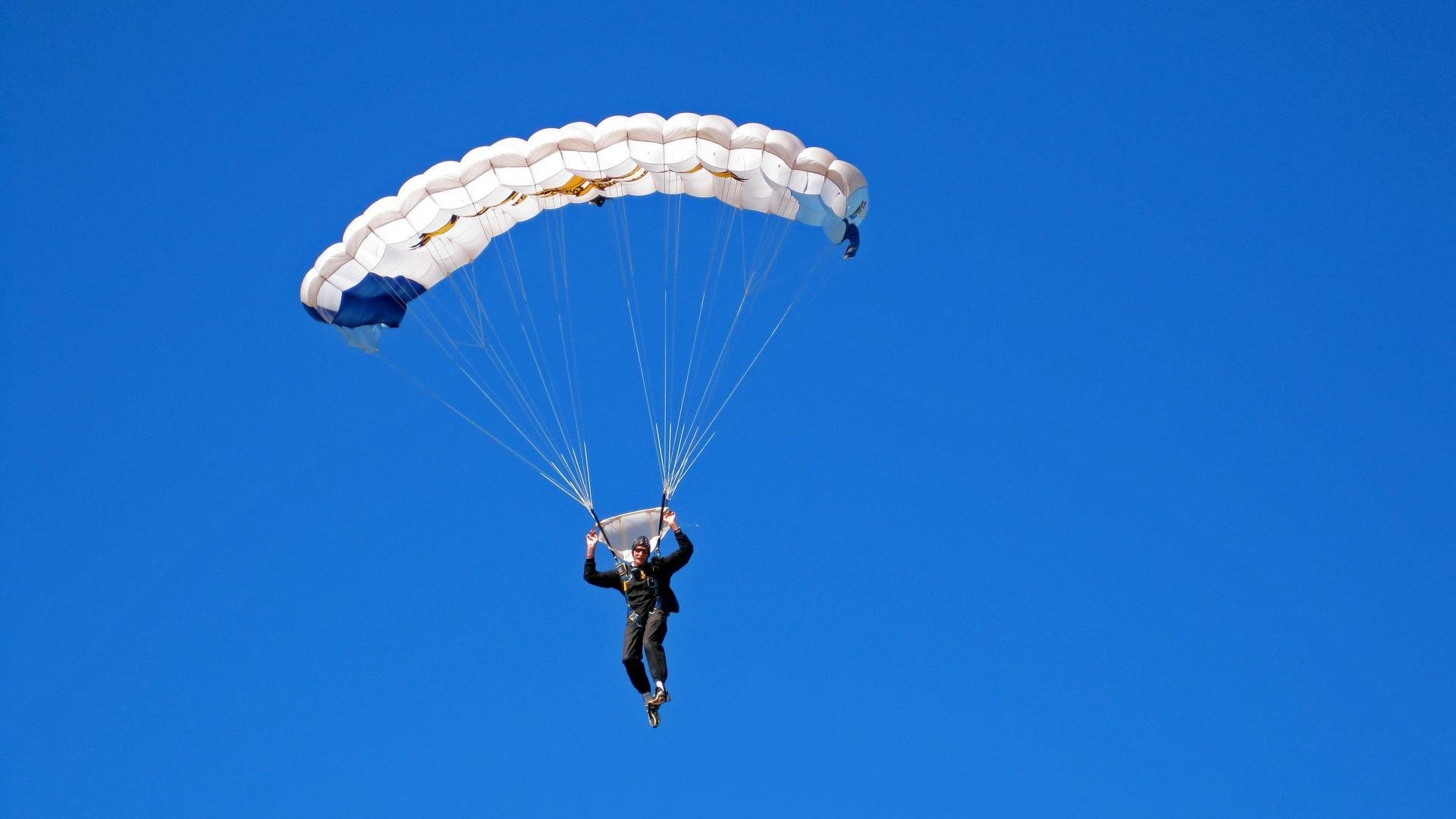 ac米兰官方网站-跳水稳定发挥波兰步入决赛圈，令人赏心悦目的波兰女运动员 室外田径赛跳远