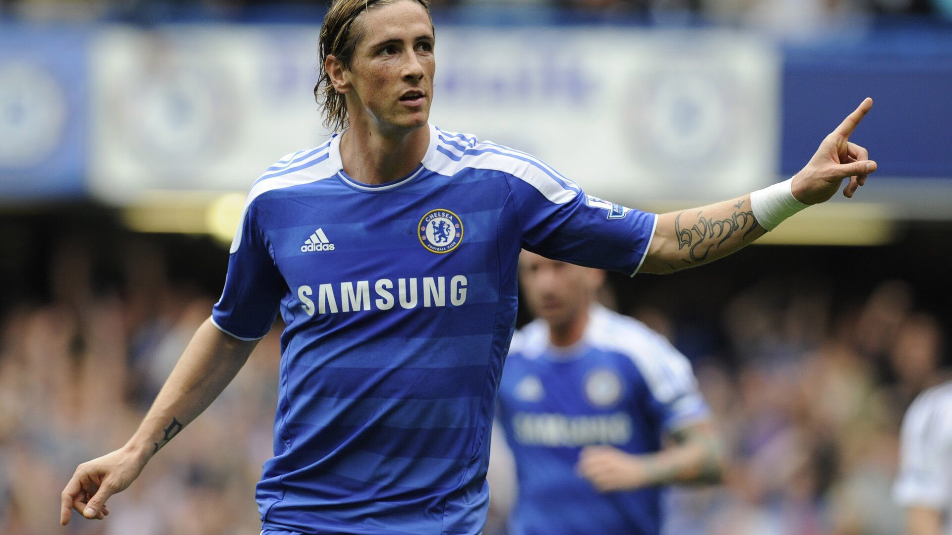 体育新闻中心提升全民运动意识宣传力度,加强体育锻炼新闻稿800字